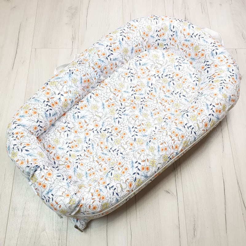 Кокон со съемным чехлом для новорожденных Flower Pattern
